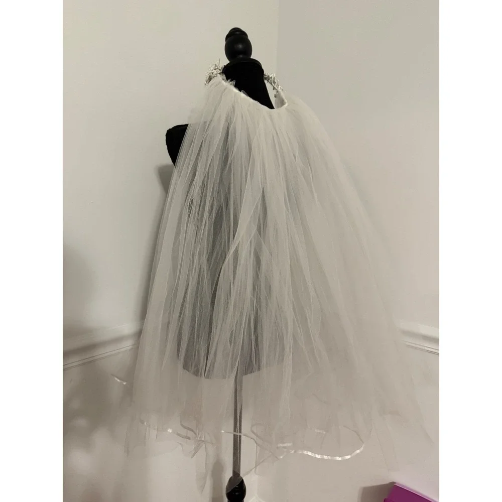 White Wedding short Veil Bridal Crown Flower Lace Tulle Romantic Bride 28